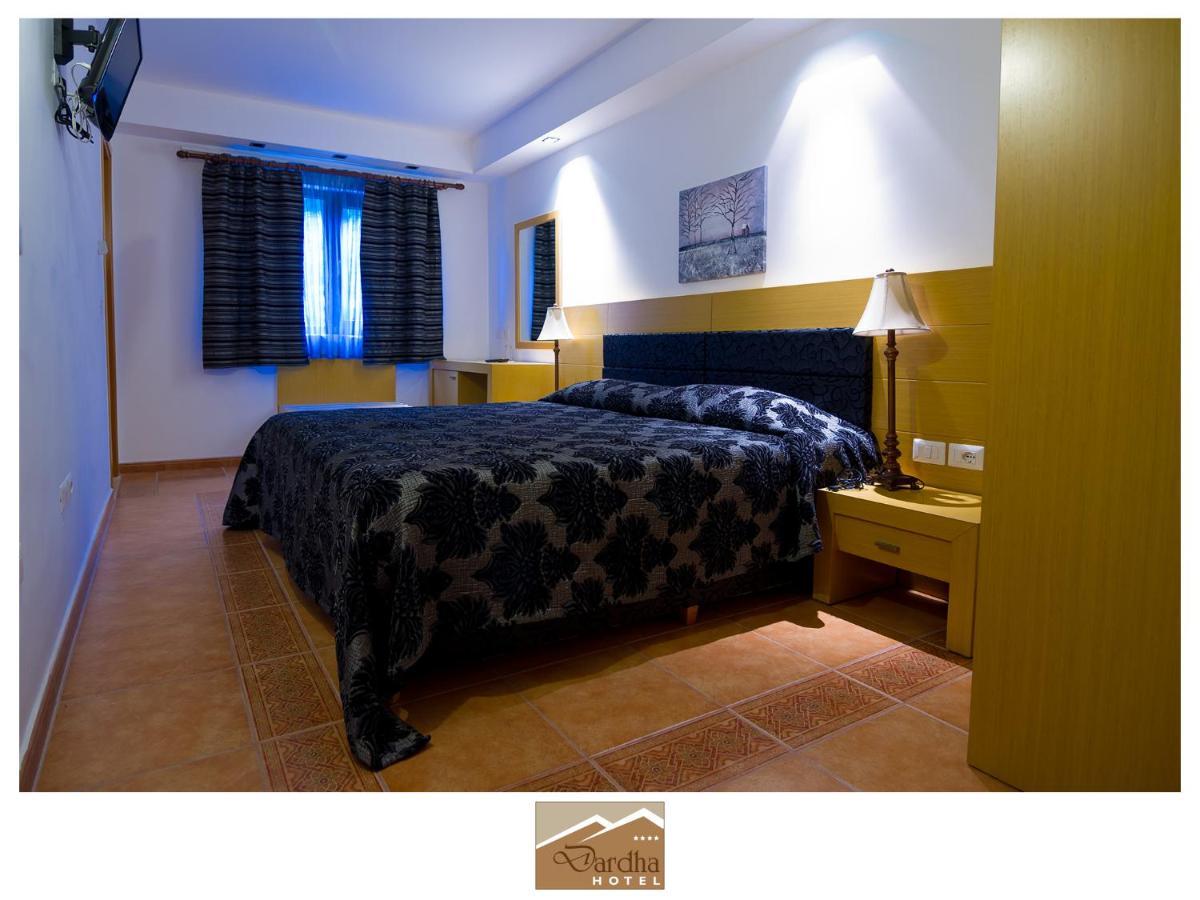 Hotel Dardha Phòng bức ảnh