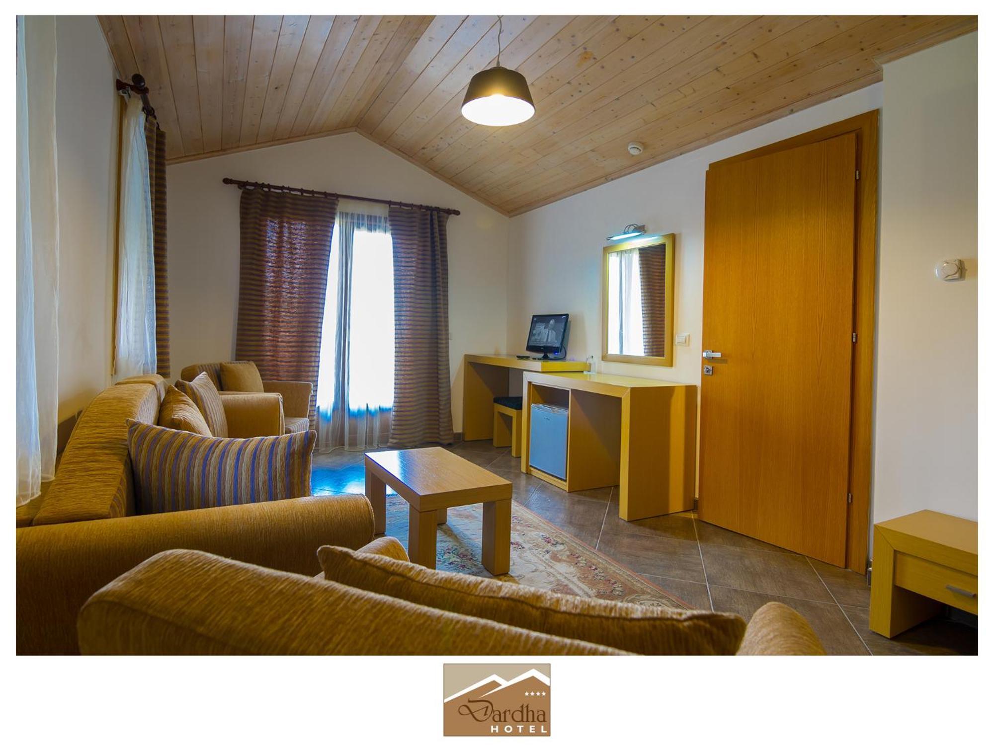 Hotel Dardha Phòng bức ảnh