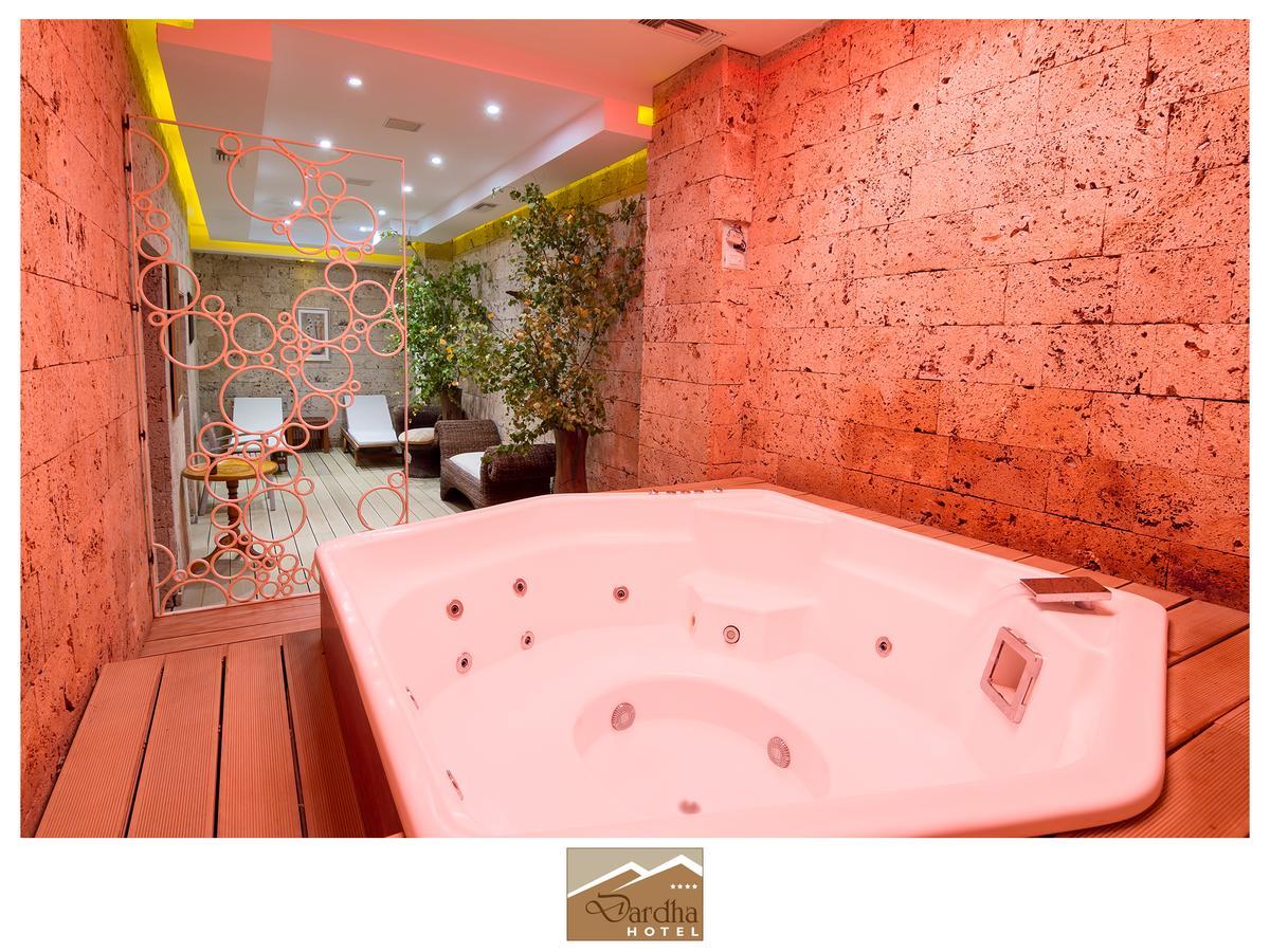 Hotel Dardha Ngoại thất bức ảnh