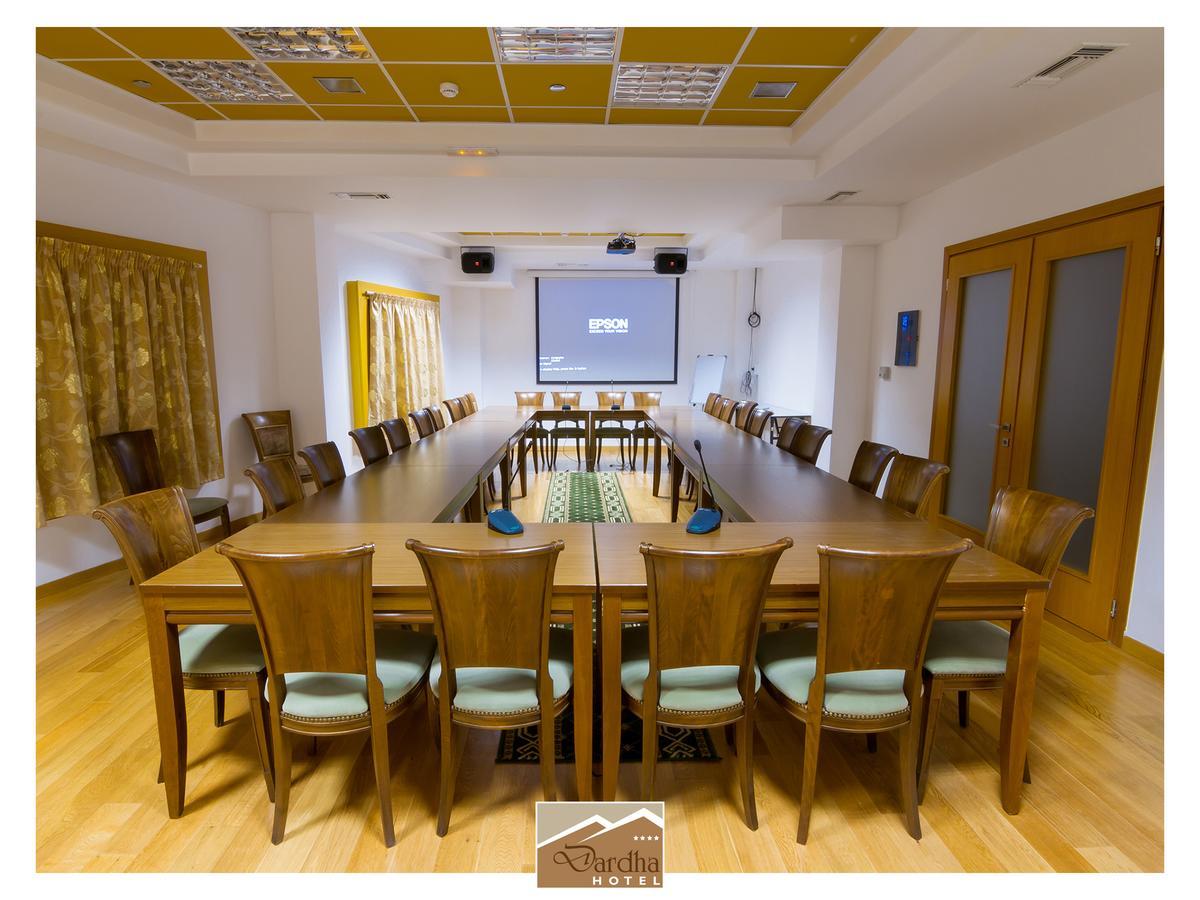 Hotel Dardha Ngoại thất bức ảnh
