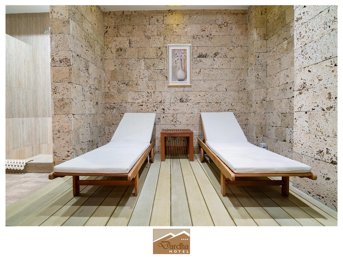 Hotel Dardha Ngoại thất bức ảnh